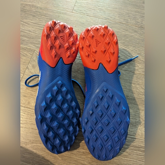 Adidas Predator 20.3 Turf Shoes - Picture 3 of 5